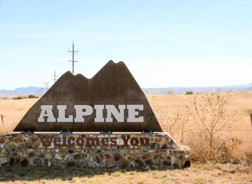 Alpine City Place 外观 照片